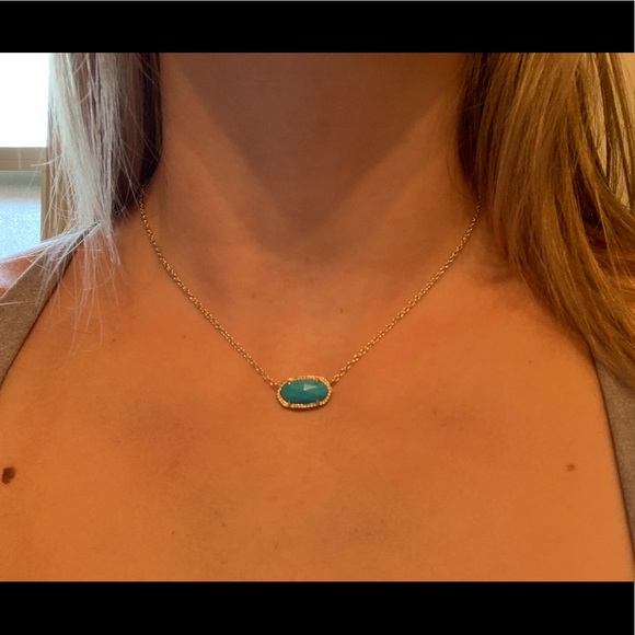 Kendra Scott Necklace - Picture 2 of 2
